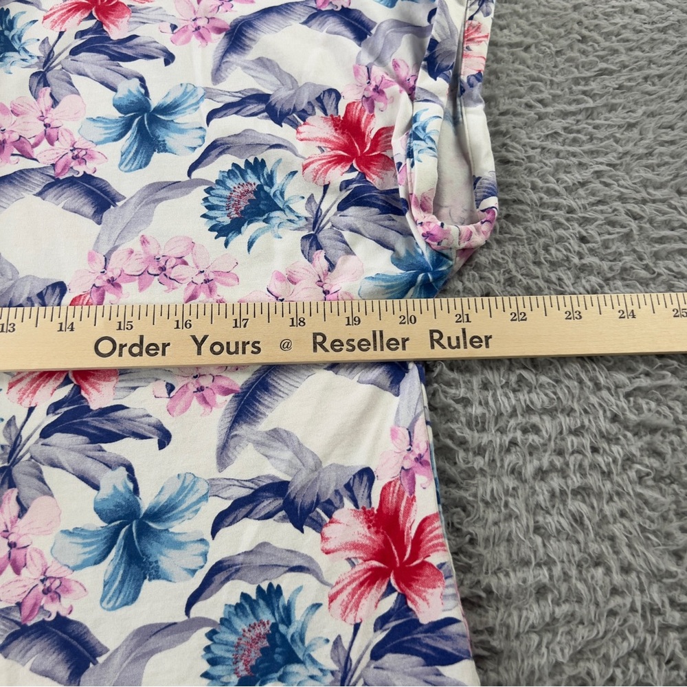 Tommy Bahama Top Womens Medium White Floral V Neck Short Sleeve Tropical Preppy - Picture 9 of 9
